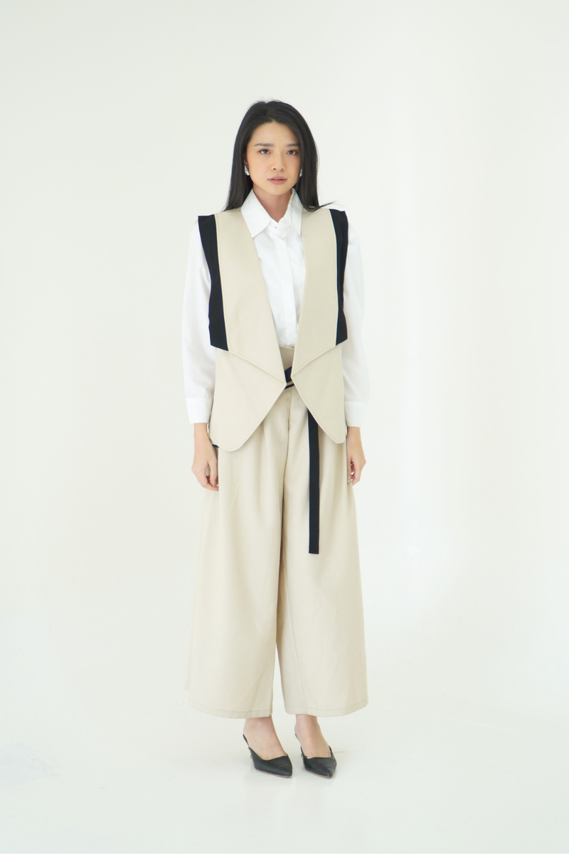 Alana Top / Outer Beidge